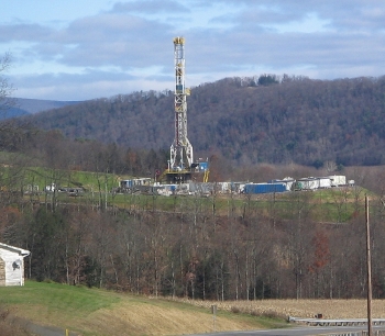 A fracking tower: fractrures are made in the earth to release gas